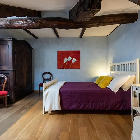 Il Nido Blu Di Palazzo Saluzzo