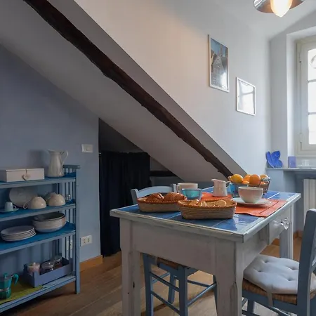 Il Nido Blu Di Palazzo Saluzzo Apartmán